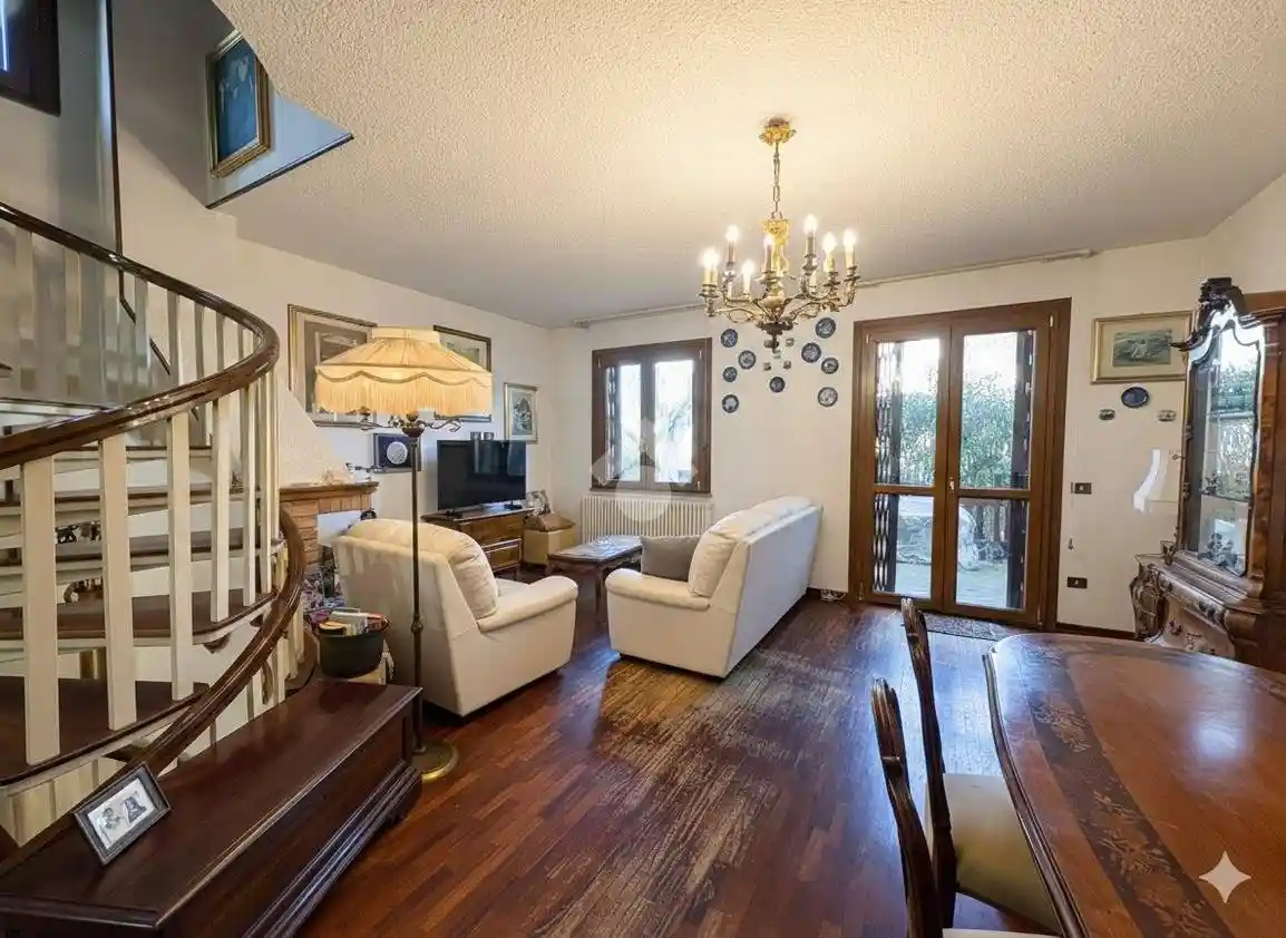 Villa in vendita a Ravenna