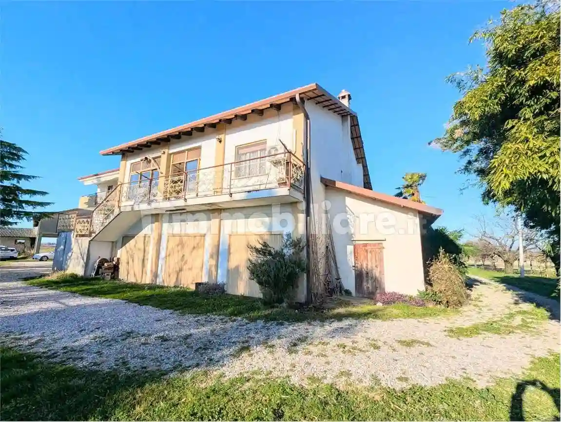 Villetta a schiera - foto 2