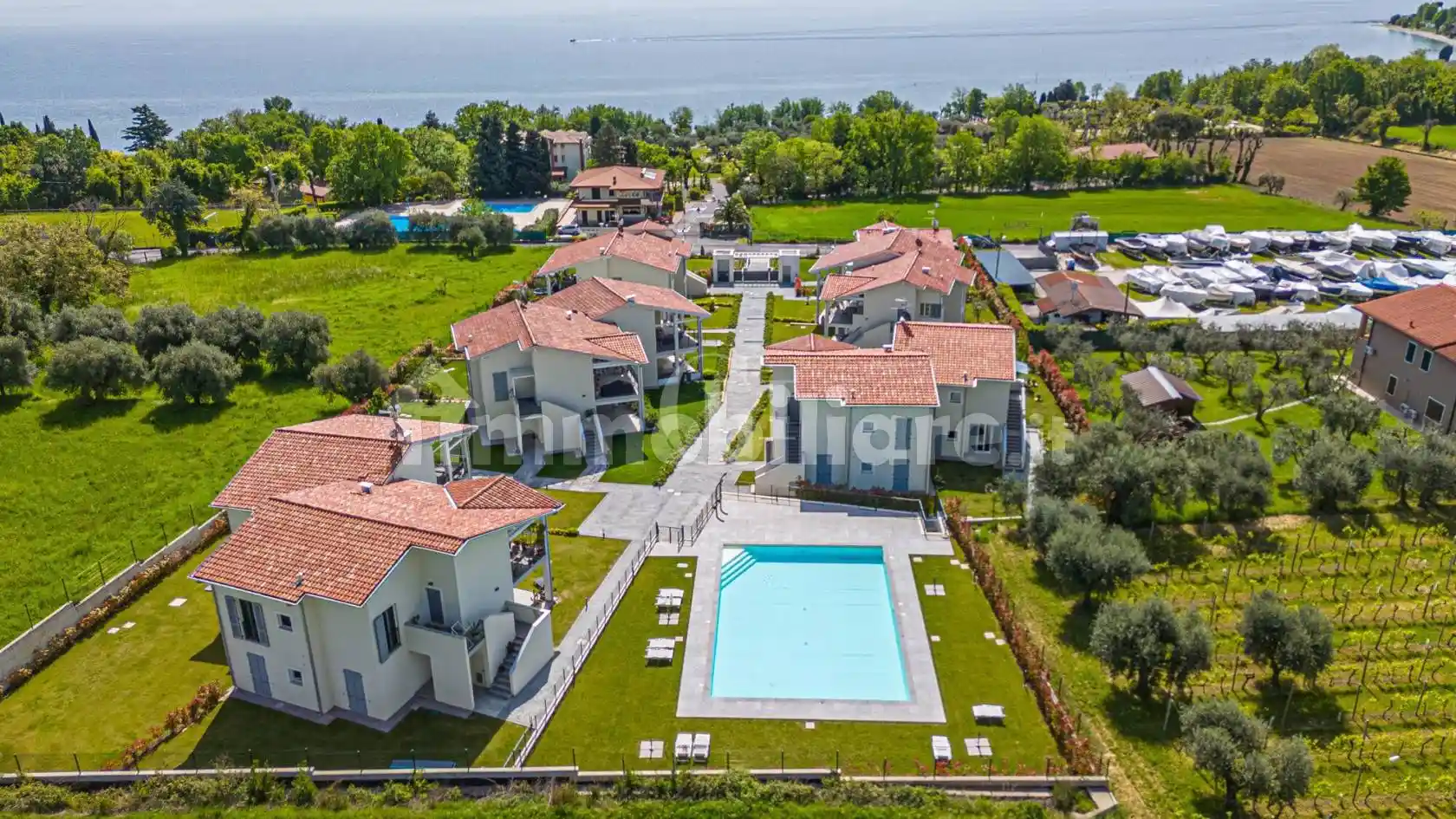 Appartamento in vendita a Manerba del Garda