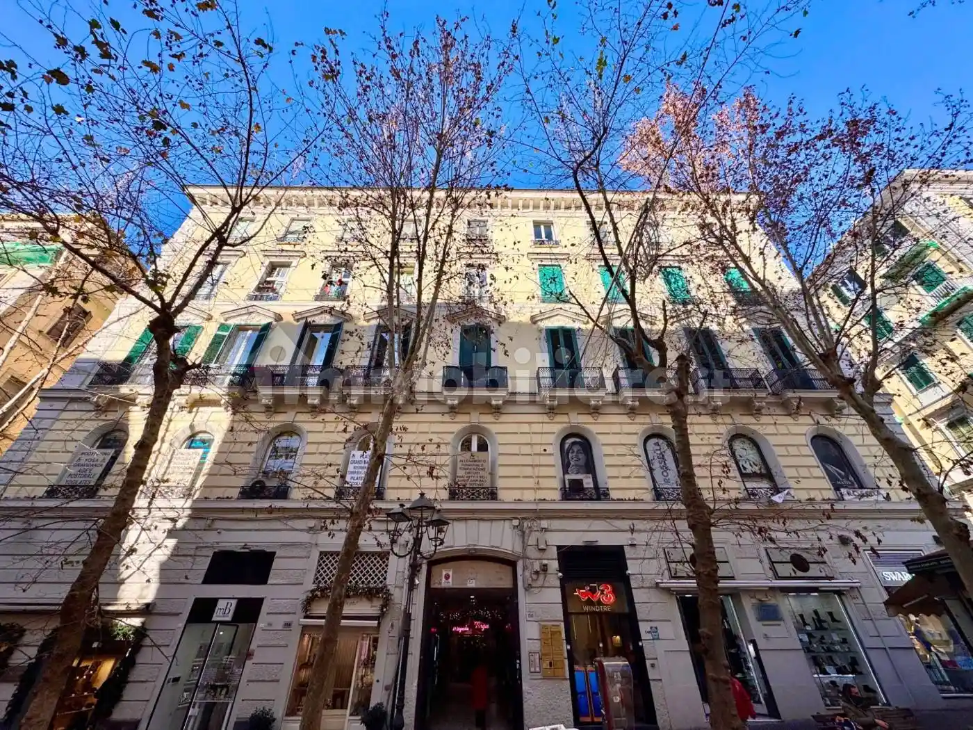 Appartamento in affitto a Napoli