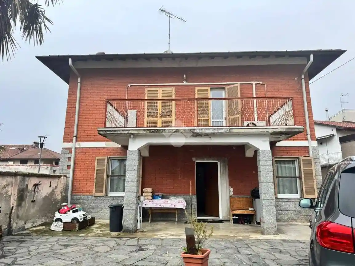 Villa in vendita a Nibbiola