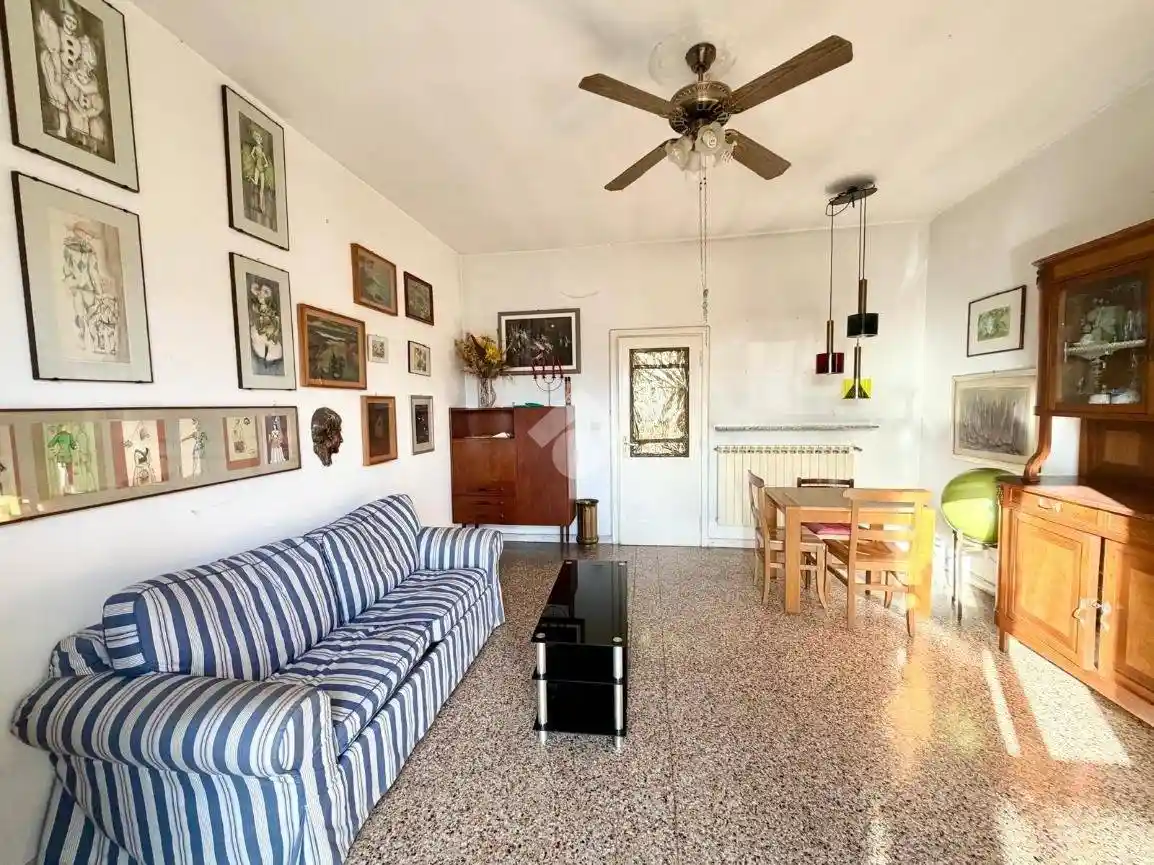 Appartamento in vendita a Genova