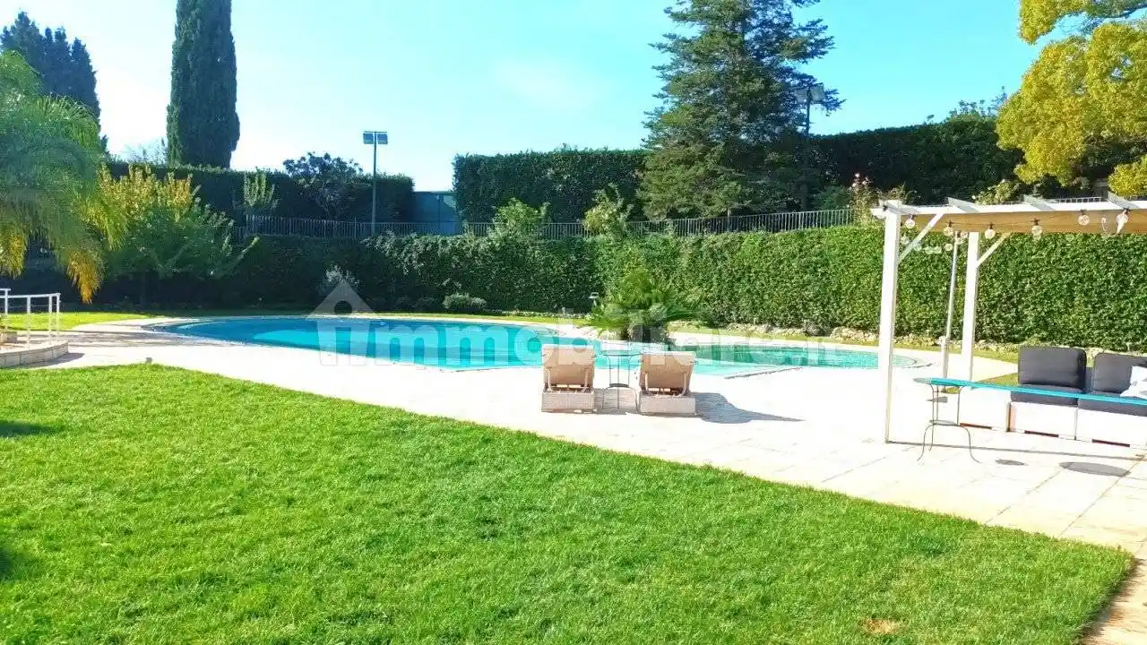 Villa in vendita a Roma