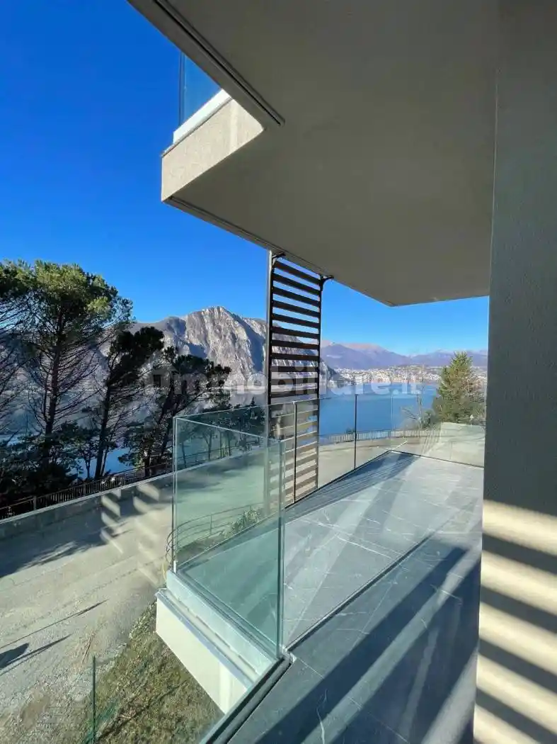 Appartamento in vendita a Campione d'Italia