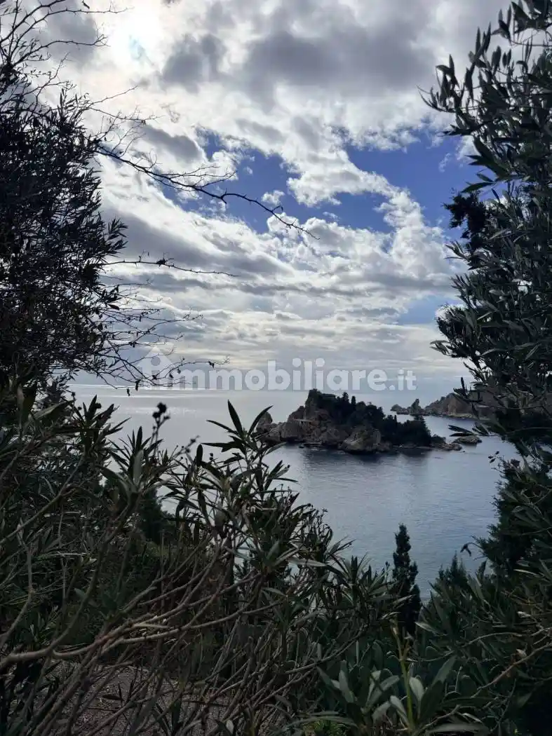 Appartamento in vendita a Taormina