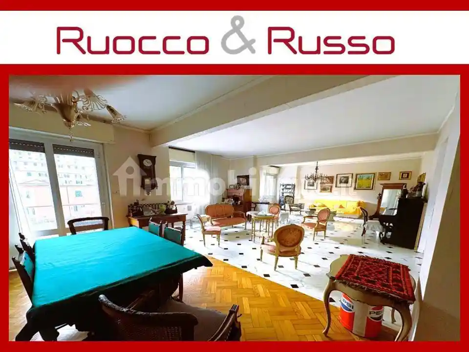 Appartamento in vendita a Genova