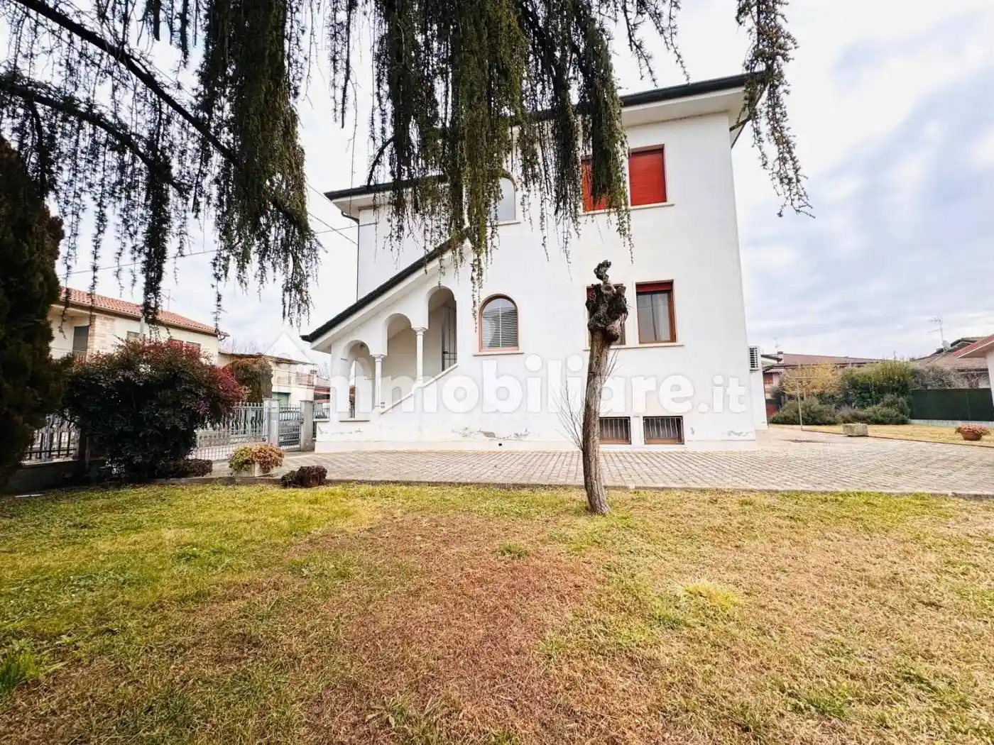 Villa in vendita a Legnago
