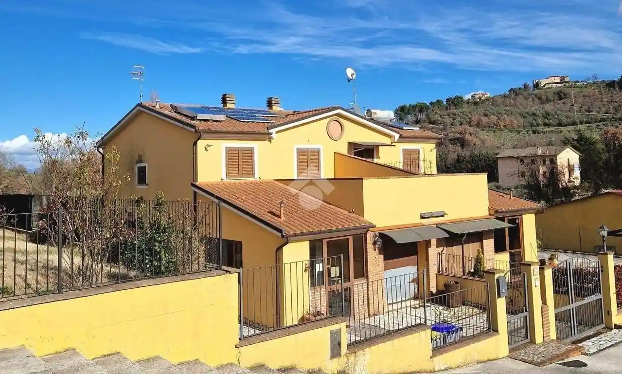 Villa in vendita a Spoleto