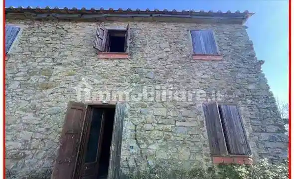 Appartamento in vendita a Vernio