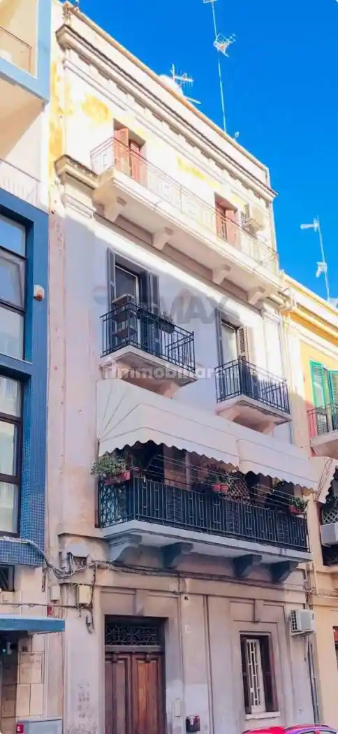Appartamento in vendita a Bari