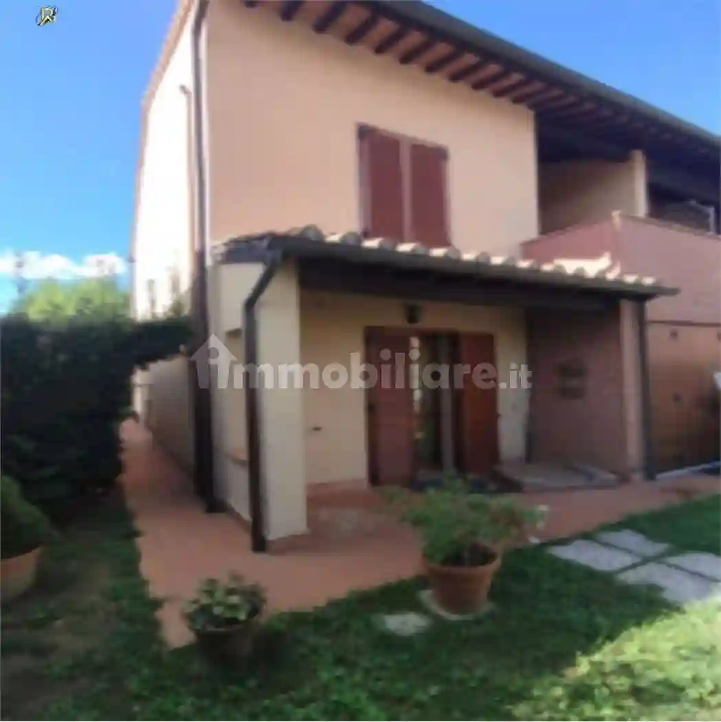 Villetta a schiera - foto 2