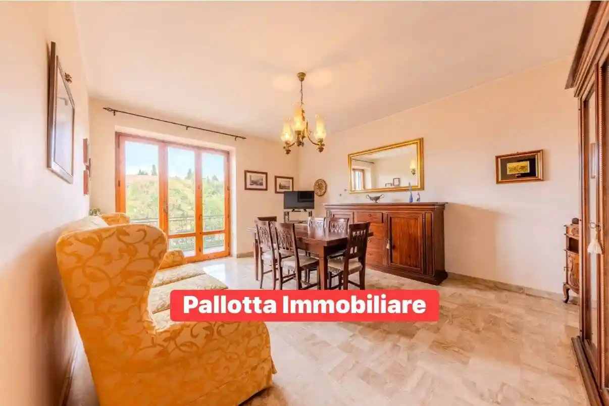 Appartamento in vendita a Capodimonte