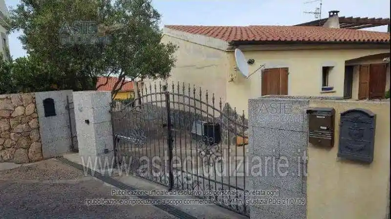 Appartamento in vendita a Arzachena