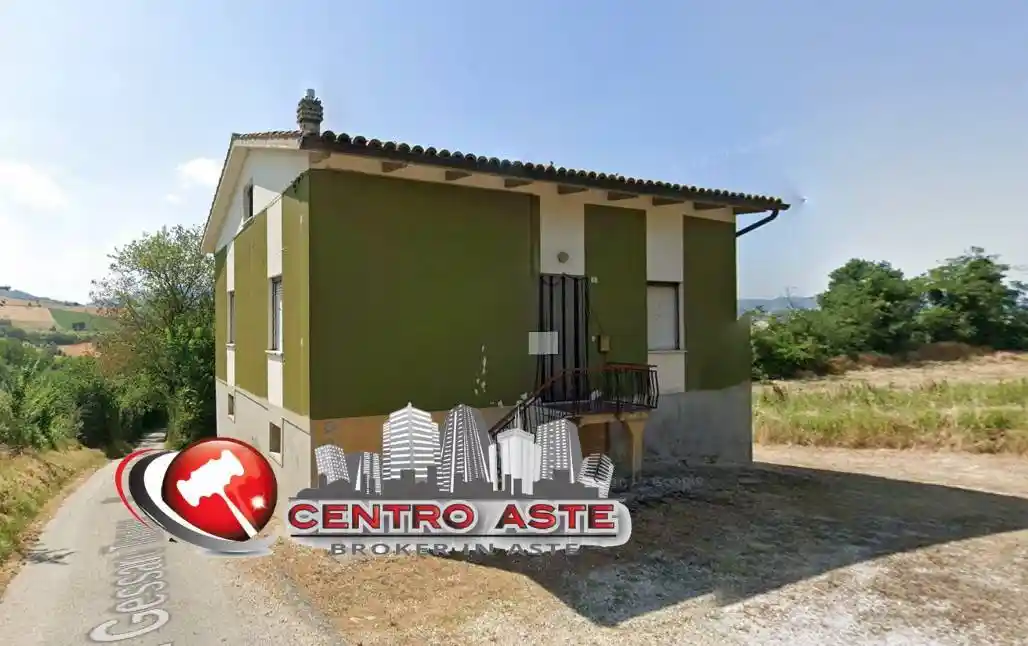 Villa in vendita a Sant'Ippolito