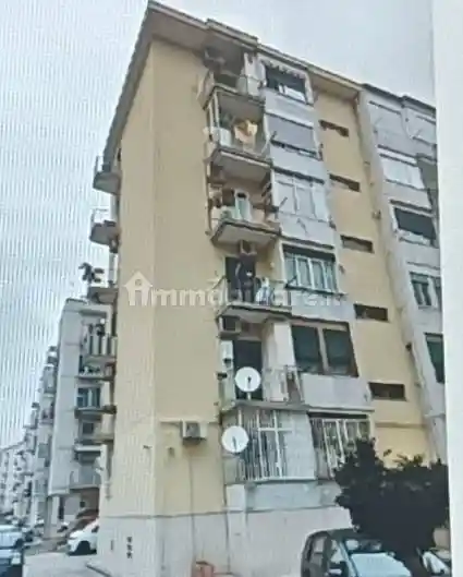 Appartamento in vendita a Napoli