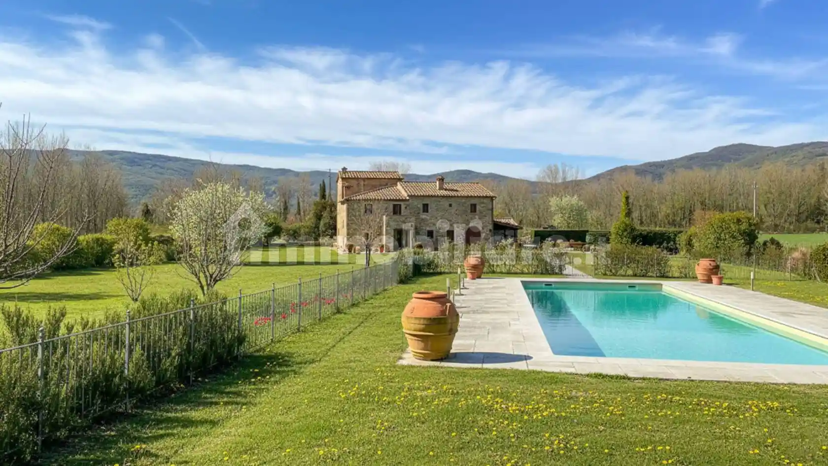 Rustico - Casale in vendita a Cortona