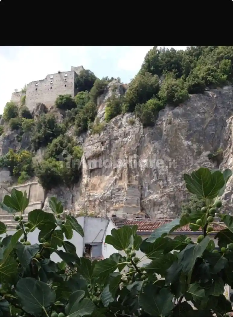 Casa indipendente in vendita a Bagnoli del Trigno