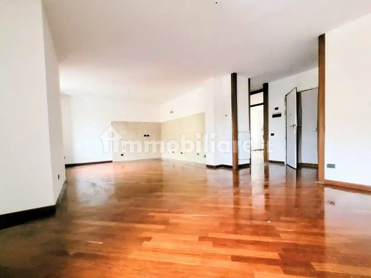 Casa indipendente in vendita a Besana in Brianza