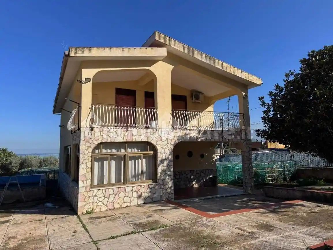 Villa in vendita a Carini