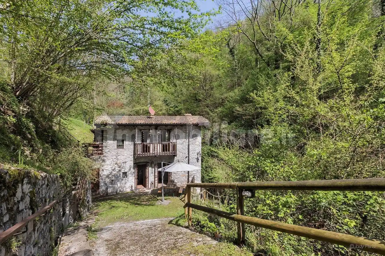 Villa in vendita a Sorisole