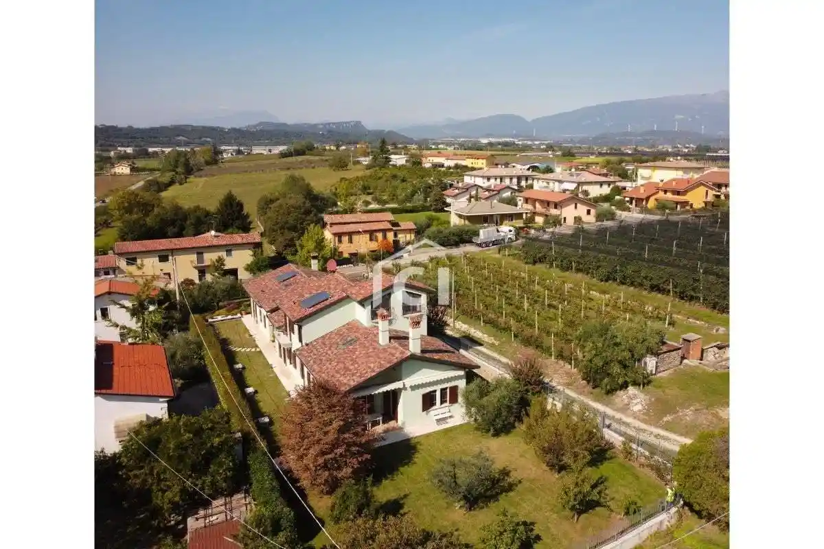 Villa in vendita a Pescantina