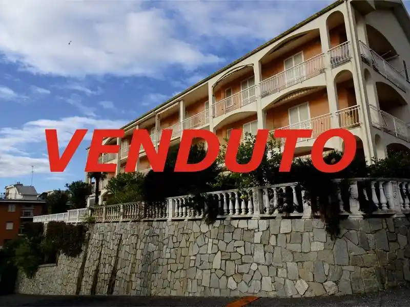 Appartamento in vendita a Ceriale