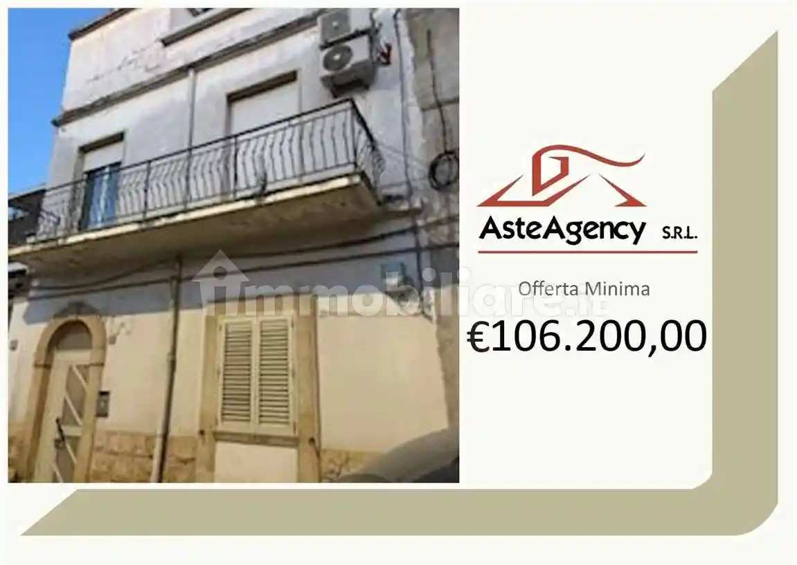 Casa indipendente in vendita a Cassano delle Murge