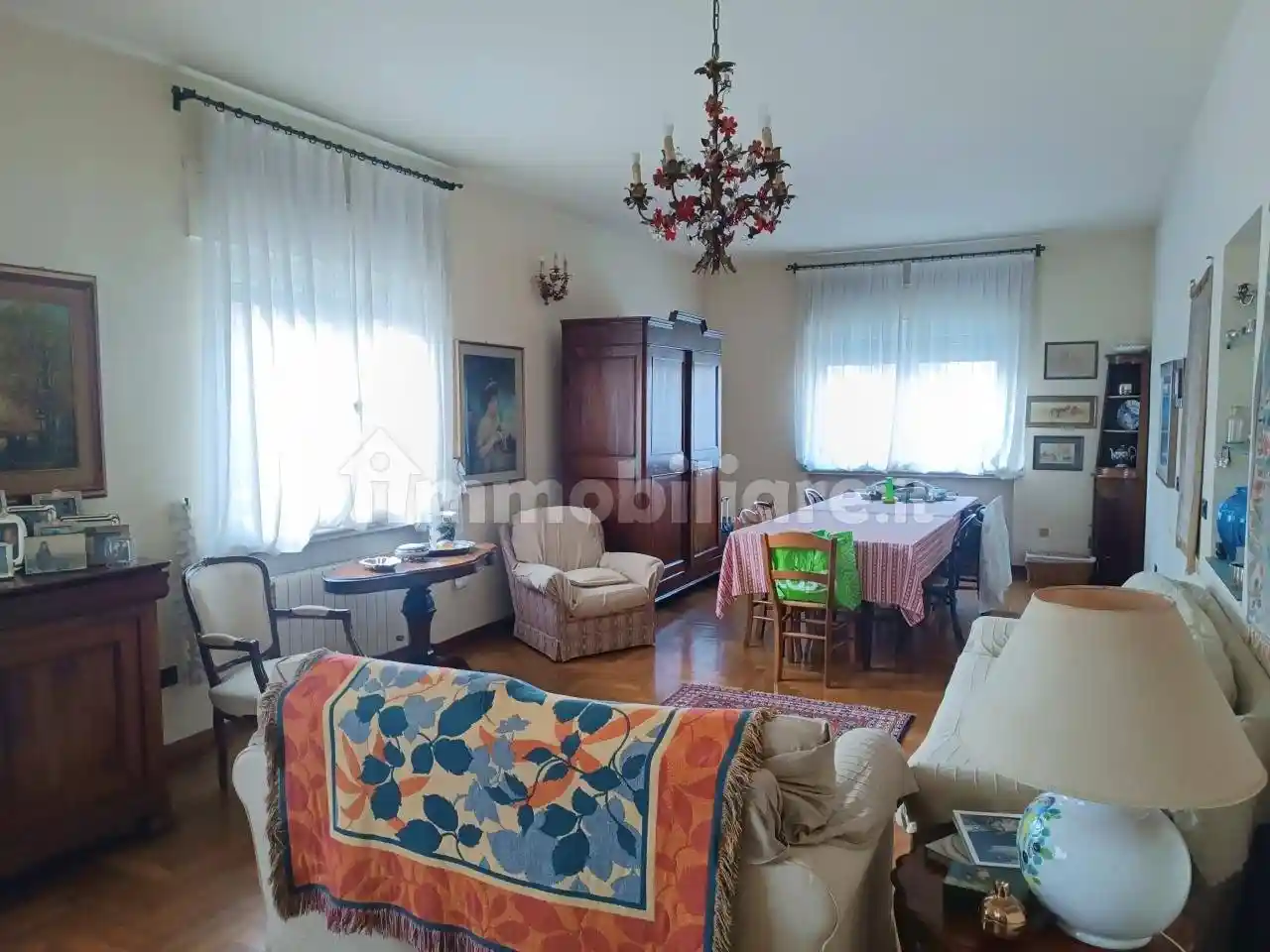 Appartamento in vendita a Piacenza