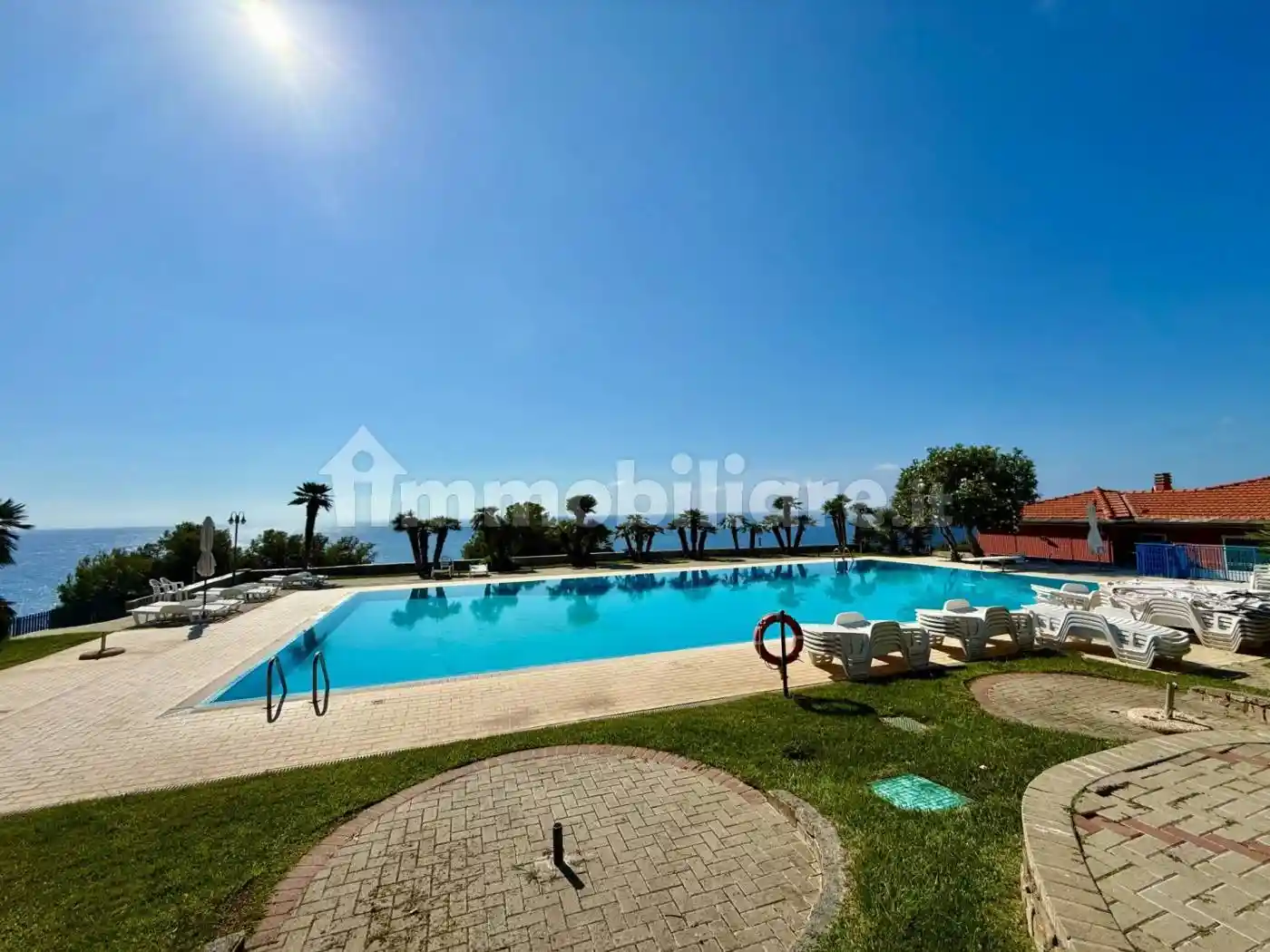 Appartamento in vendita a Cipressa