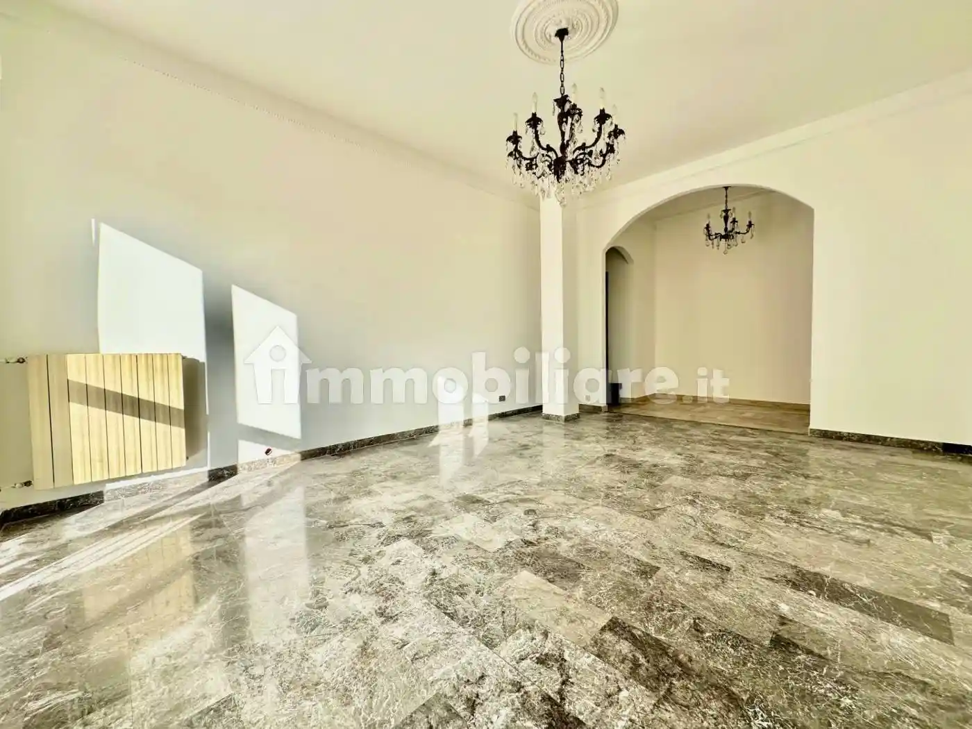 Appartamento in vendita a Imperia