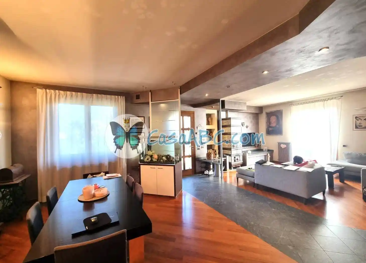 Villa in vendita a Calcinate