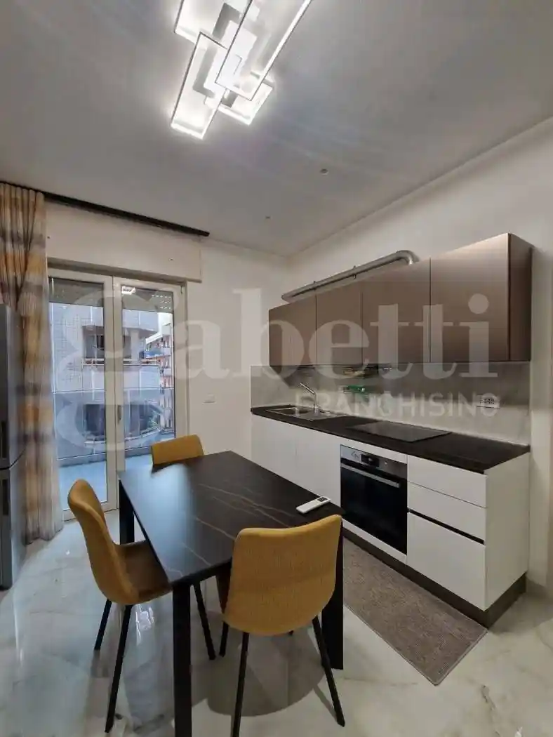 Appartamento in affitto a Brindisi