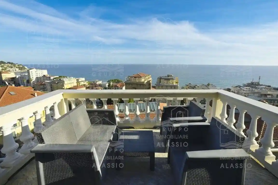 Attico - Mansarda in vendita a Alassio