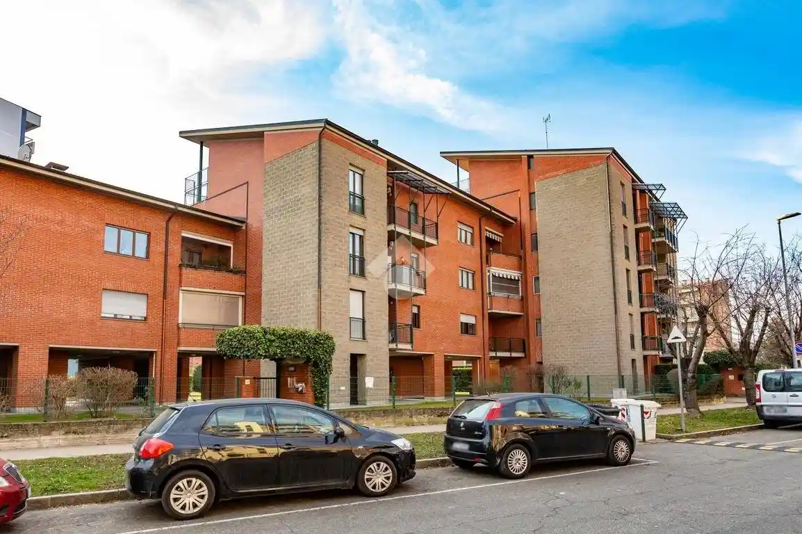 Appartamento in vendita a Beinasco