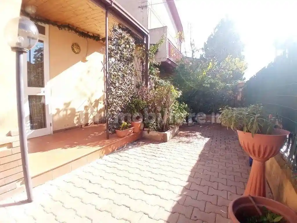 Casa indipendente in vendita a Avezzano