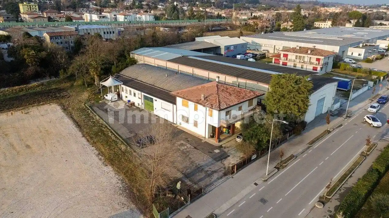 Villa in vendita a Conegliano