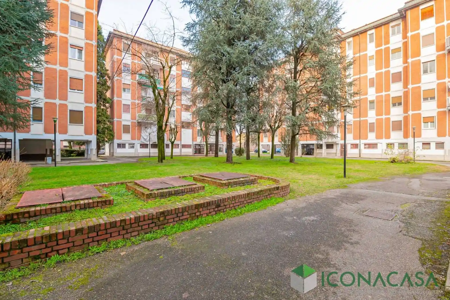 Appartamento in vendita a Locate di Triulzi