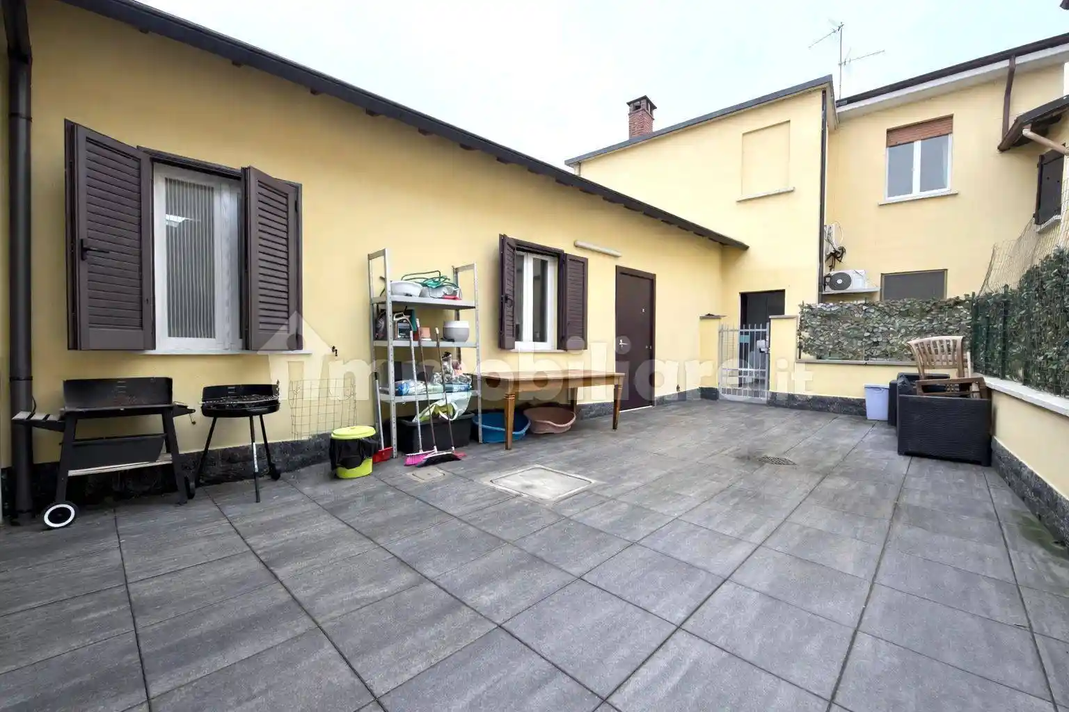 Appartamento in vendita a Vellezzo Bellini