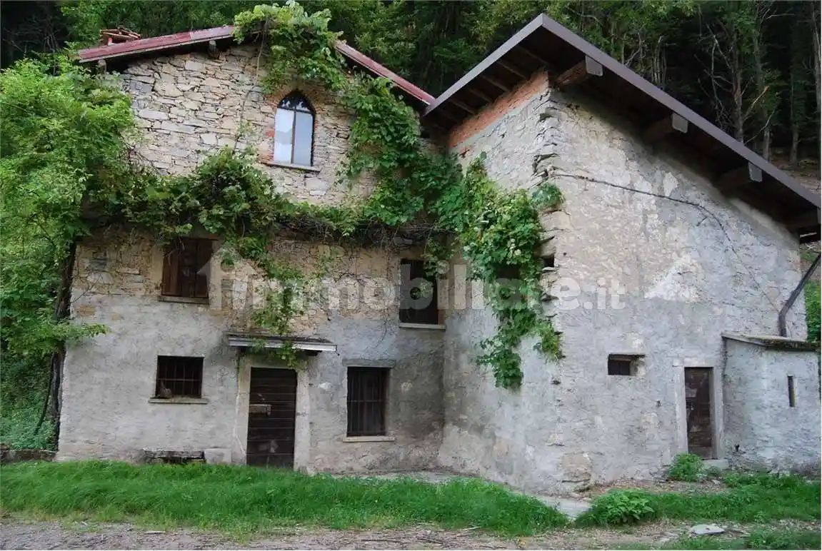 Rustico - Casale in vendita a Alta Valle Intelvi