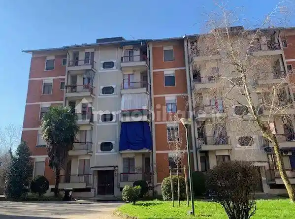 Appartamento in vendita a Limbiate