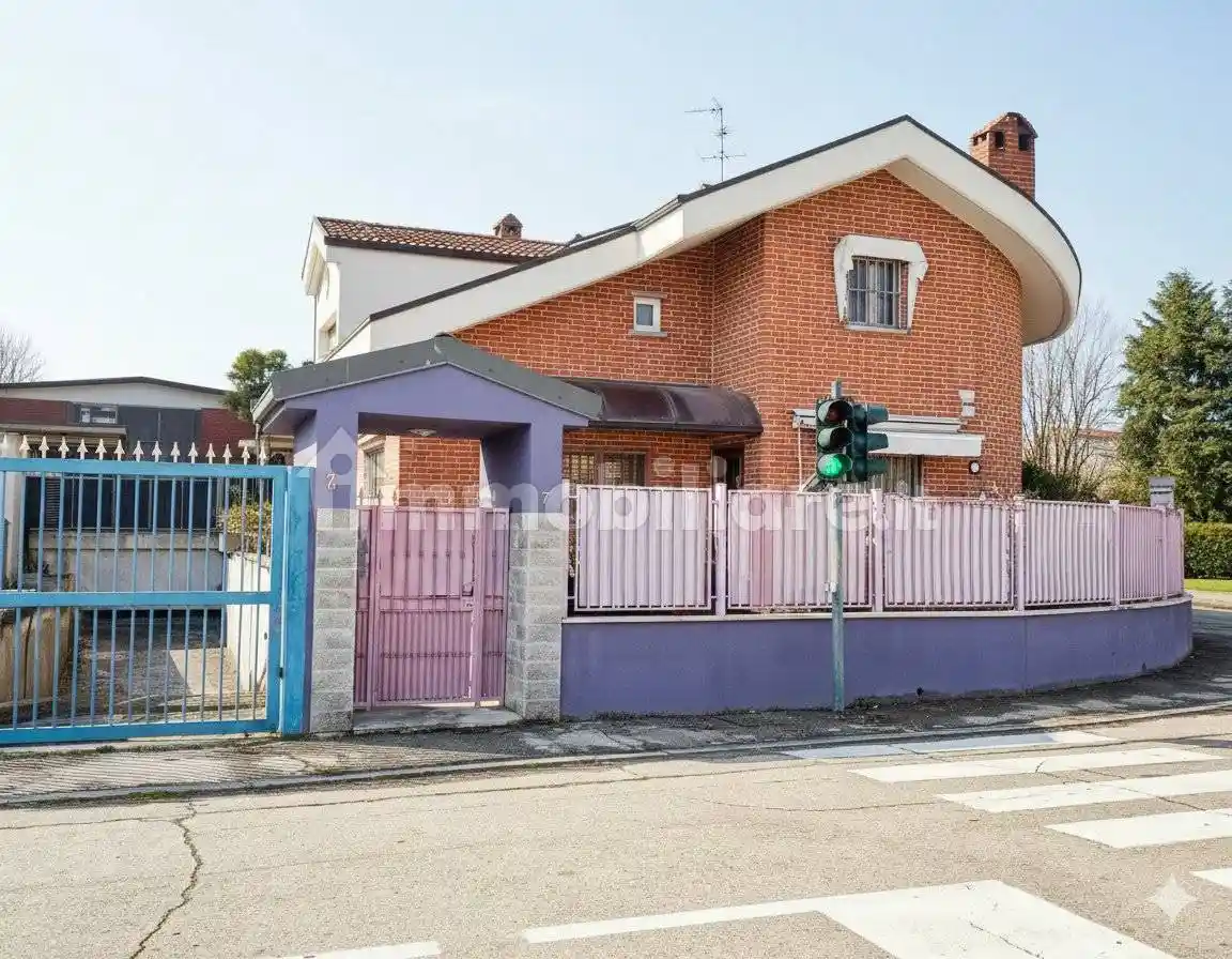 Villa in vendita a Nichelino