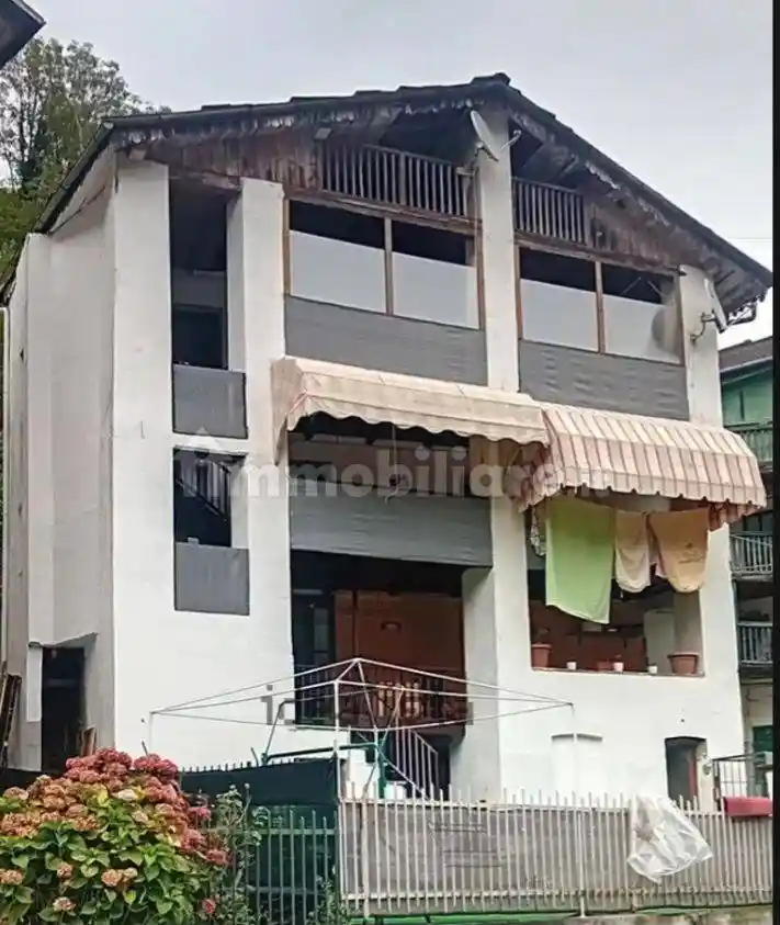 Casa indipendente in vendita a Viù