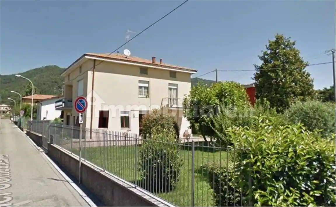 Appartamento in vendita a Carvico