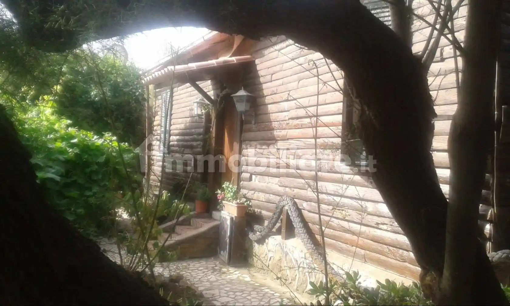 Villa in vendita a Pomezia