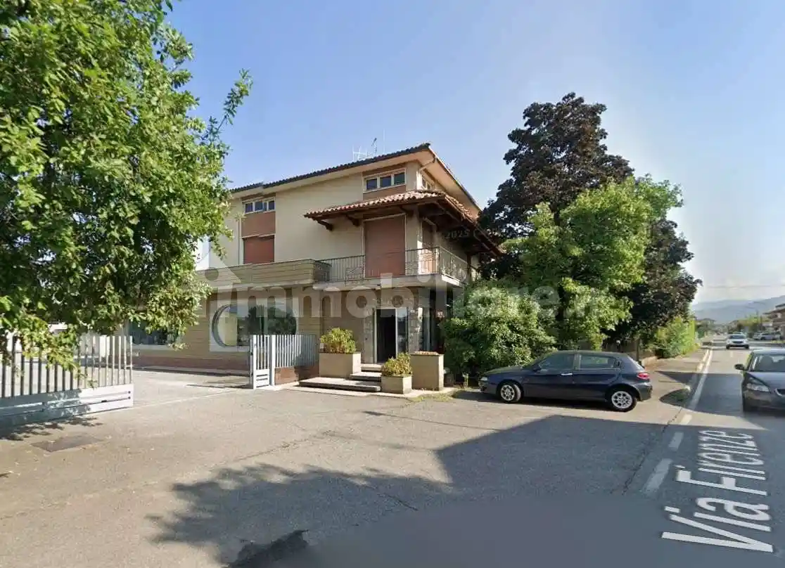 Palazzo - Stabile in vendita a Palazzolo sull'Oglio