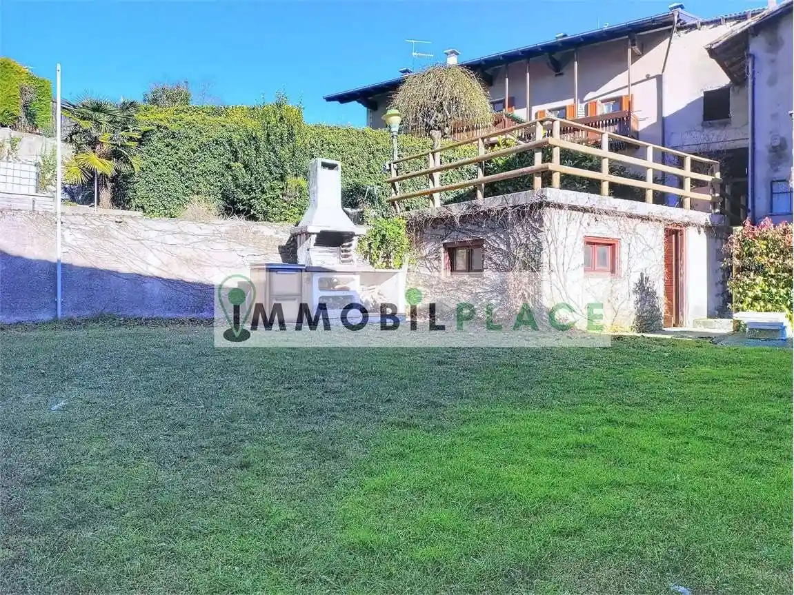 Casa indipendente in vendita a Villa Lagarina