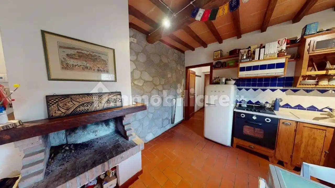 Appartamento in vendita a Dicomano