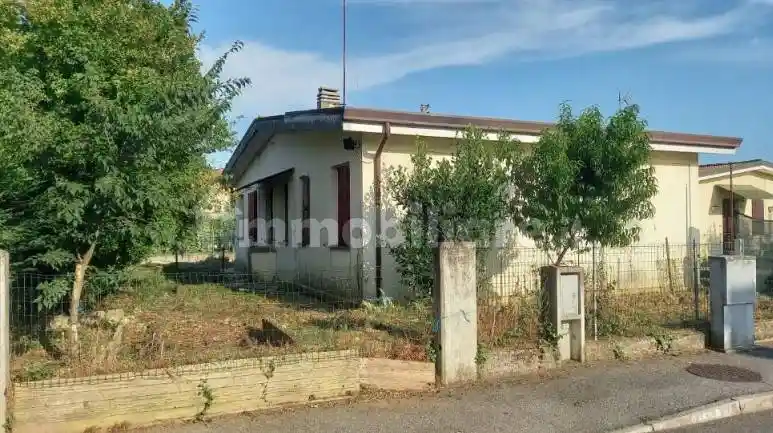 Casa indipendente in vendita a Salgareda