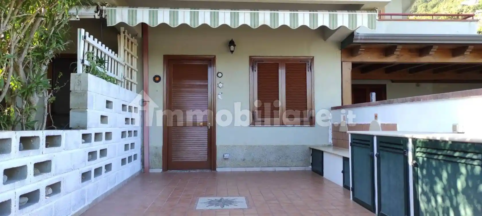 Appartamento in vendita a Piraino