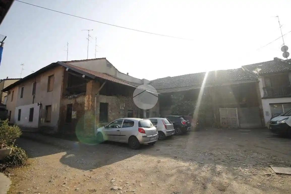 Rustico - Casale in vendita a Garbagnate Milanese